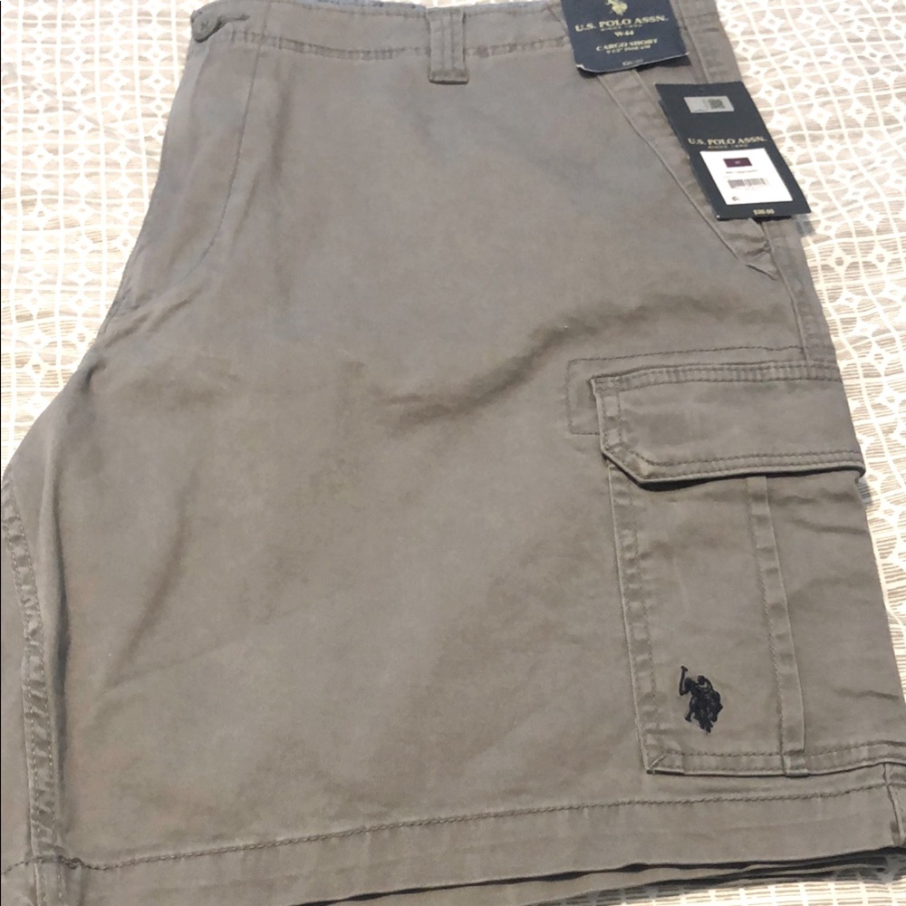 U.S. Polo Assn. Men's Gray Cargo Shorts